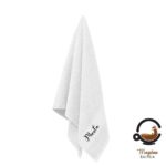 Personalizirani ručnik s izvezenim imenom – unikatni i praktični poklon za sve prilike